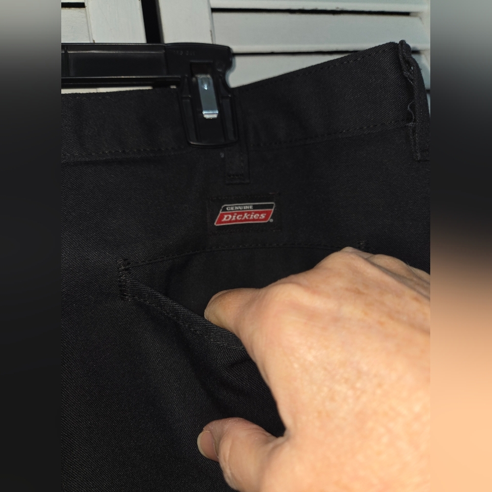 Dickies Men's 42X30 Black Pants - Picture 7 of 11